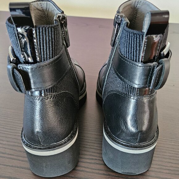 Donald J. Pliner Tinsley Black Boot 7M - Picture 2 of 11